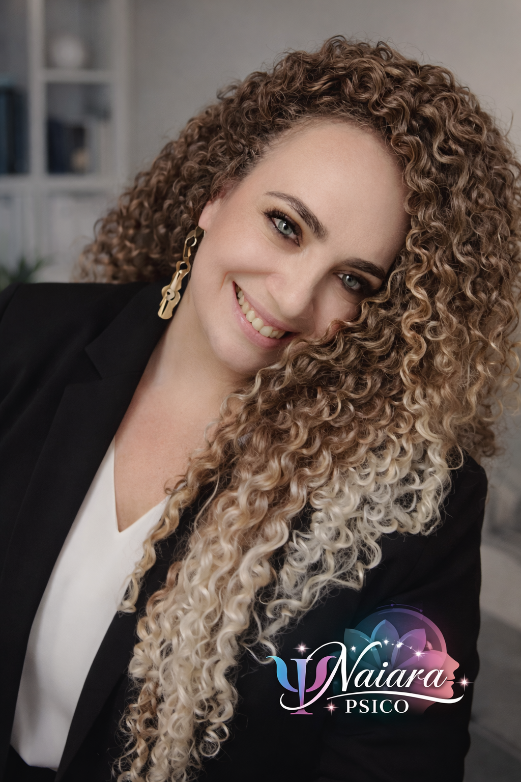 Retrato-profissional-de-Naiara-Psico.png